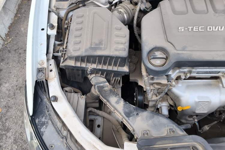 Used Buick GT 2021 Exemplar 1.5L Automatic Elite Version Engine Bay Right