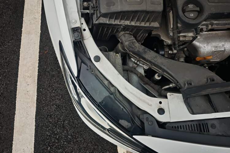 Used Buick GT 2021 Revised Version Flagship 1.5L Automatic Elite Edition Engine Bay Right