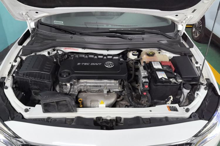 Used Buick GT 2021 Exemplar 1.5L Automatic Elite Version Engine Bay