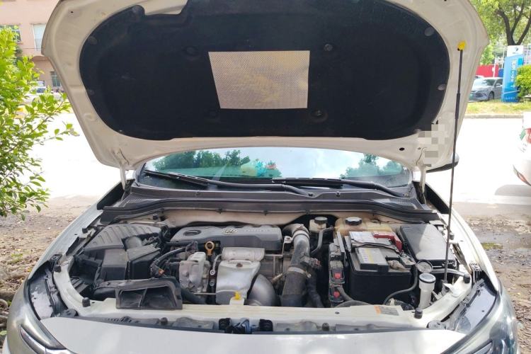 Used Buick GT 2021 1.3T Automatic Mild Hybrid Elite Version Engine Bay