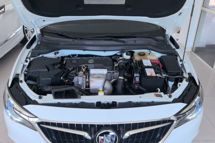 Used Buick GT 2021 1.3T Automatic Mild Hybrid Elite Version Engine Bay