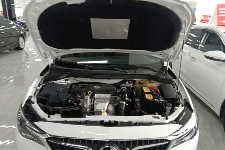 Used Buick GT 2021 Revised Version 1.3T Automatic Mild Hybrid Elite Edition Engine Bay