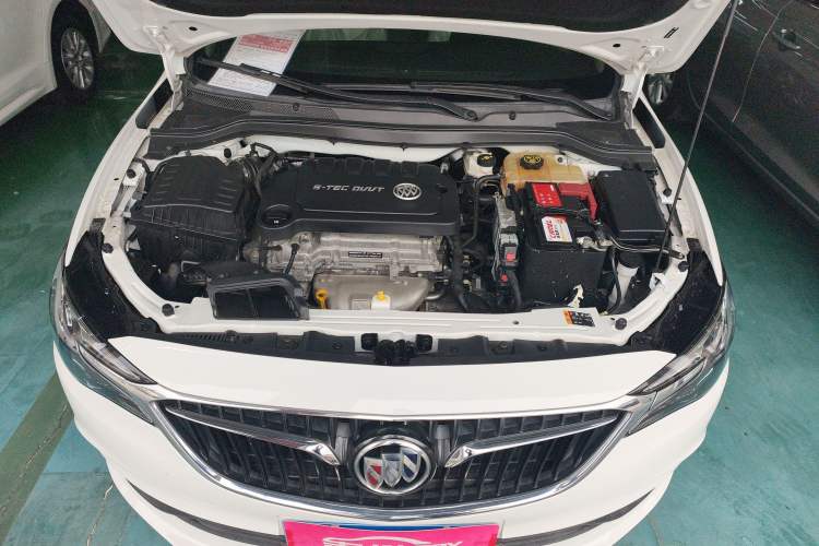 Used Buick GT 2021 Exemplar 1.5L Automatic Elite Version Engine Bay