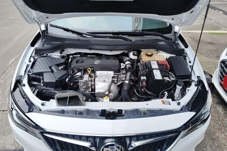 Used Buick GT 2021 Revised Version 1.3T Automatic Mild Hybrid Elite Edition Engine Bay