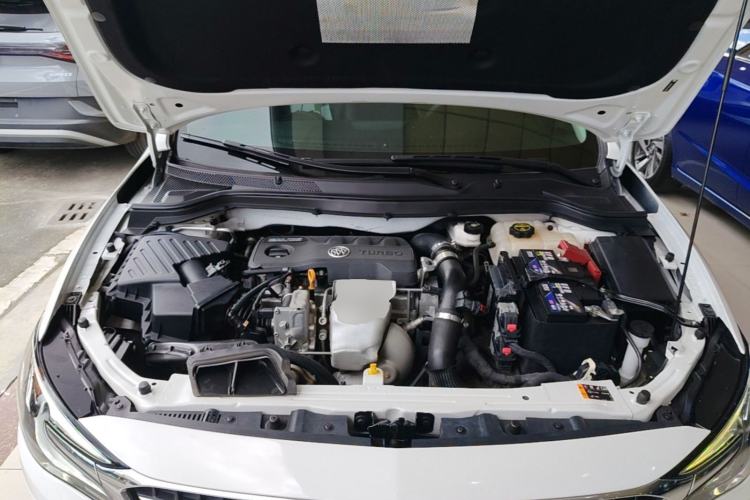 Used Buick GT 2021 1.3T Automatic Mild Hybrid Elite Version Engine Bay