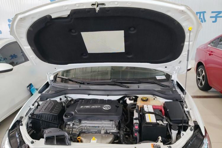 Used Buick GT 2021 Exemplar 1.5L Automatic Elite Version Engine Bay