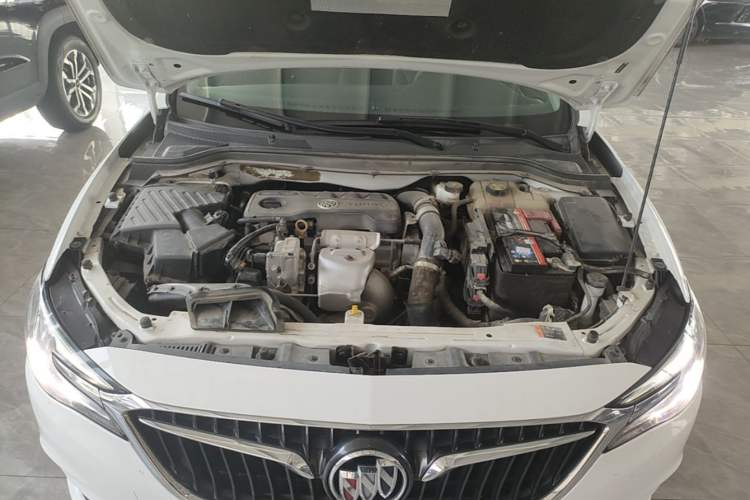 Used Buick GT 2021 1.3T Automatic Mild Hybrid Elite Version Engine Bay