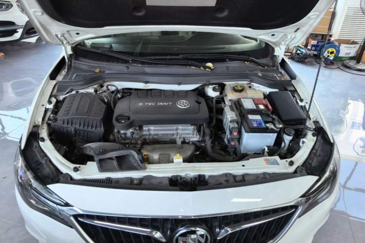 Used Buick GT 2021 Exemplar 1.5L Automatic Elite Version Engine Bay