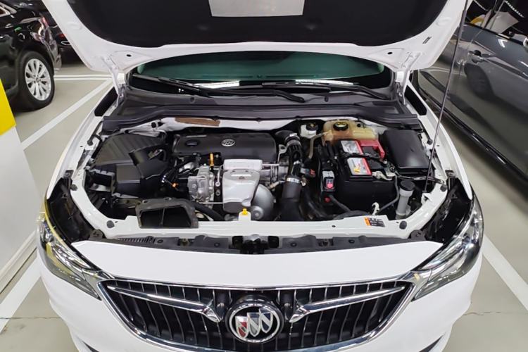 Used Buick GT 2021 1.3T Automatic Mild Hybrid Elite Version Engine Bay