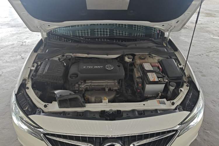 Used Buick GT 2021 Exemplar 1.5L Automatic Elite Version Engine Bay