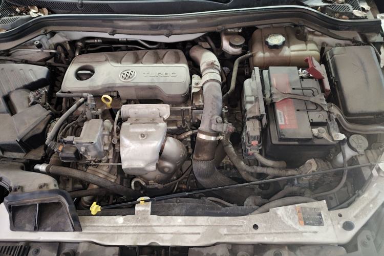 Used Buick GT 2021 1.3T Automatic Mild Hybrid Elite Version Engine Bay