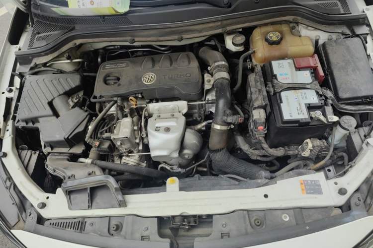Used Buick GT 2021 1.3T Automatic Mild Hybrid Elite Version Engine Bay
