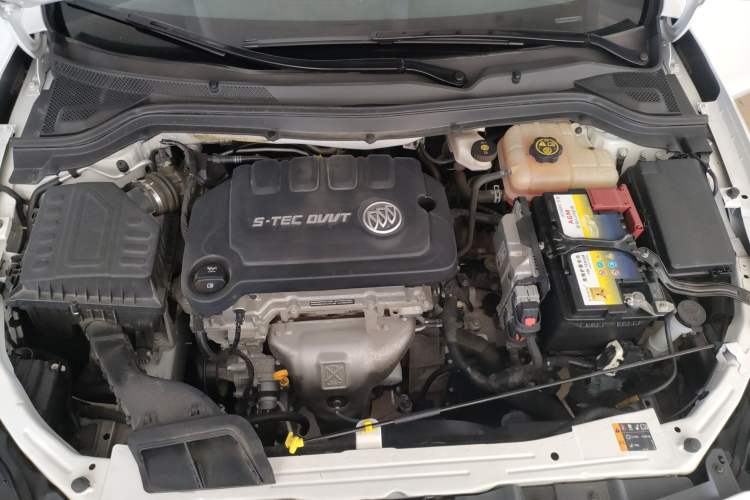 Used Buick GT 2021 Revised Version Flagship 1.5L Automatic Elite Edition Engine Bay