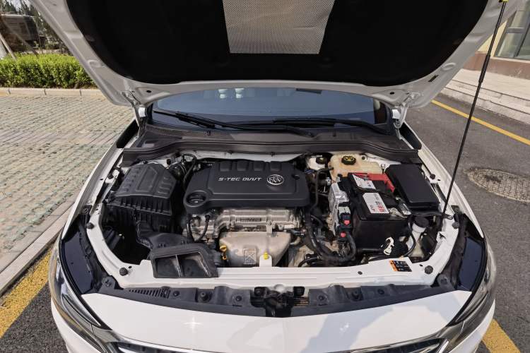 Used Buick GT 2021 Exemplar 1.5L Automatic Elite Version Engine Bay