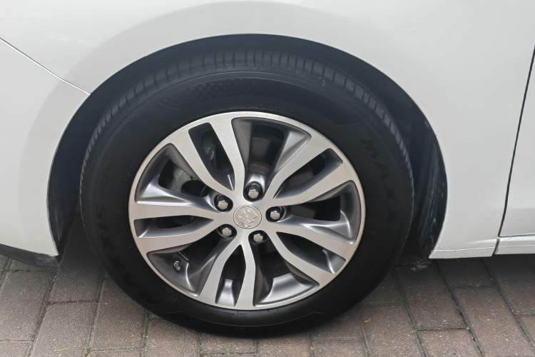 Used Buick GT 2021 Revised Version 1.3T Automatic Mild Hybrid Elite Edition Exterior 10