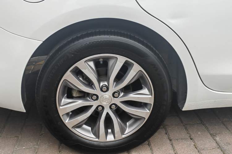 Used Buick GT 2021 Revised Version 1.3T Automatic Mild Hybrid Elite Edition Exterior 11
