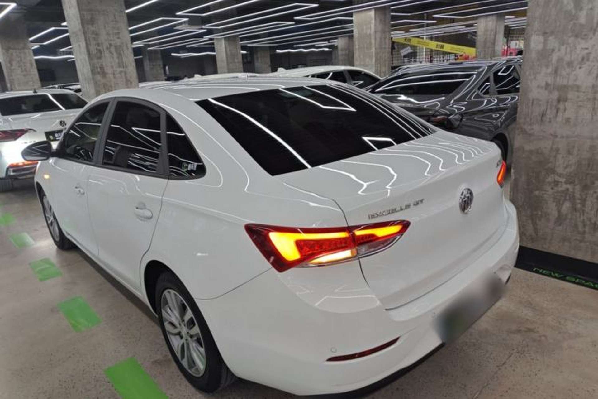 Used Buick GT 2021 1.3T Automatic Mild Hybrid Elite Version Exterior 2
