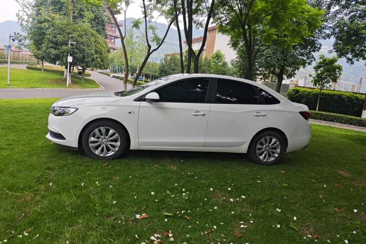 Used Buick GT 2021 Revised Version Flagship 1.5L Automatic Elite Edition Exterior 2