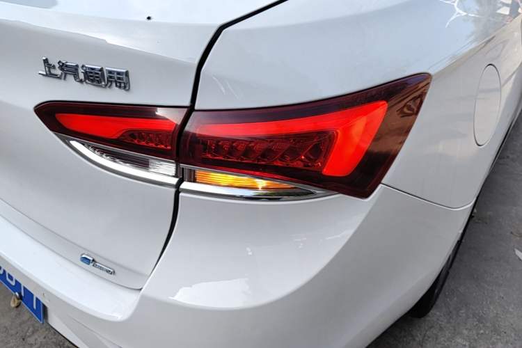 Used Buick GT 2021 Revised Version 1.3T Automatic Mild Hybrid Advanced Edition Exterior 3