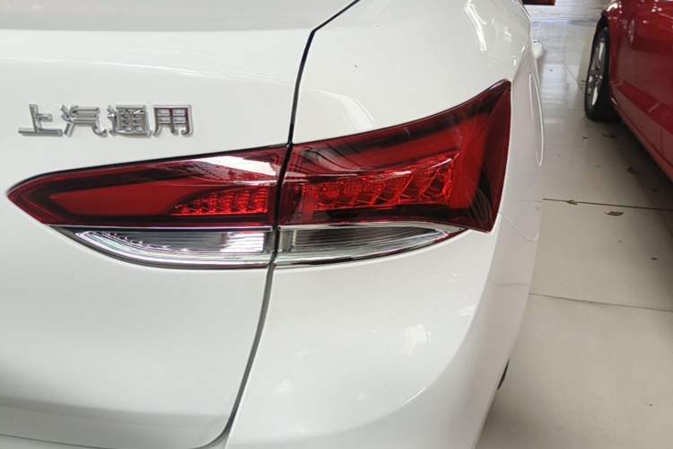Used Buick GT 2021 Revised Version 1.3T Automatic Mild Hybrid Elite Edition Exterior 3