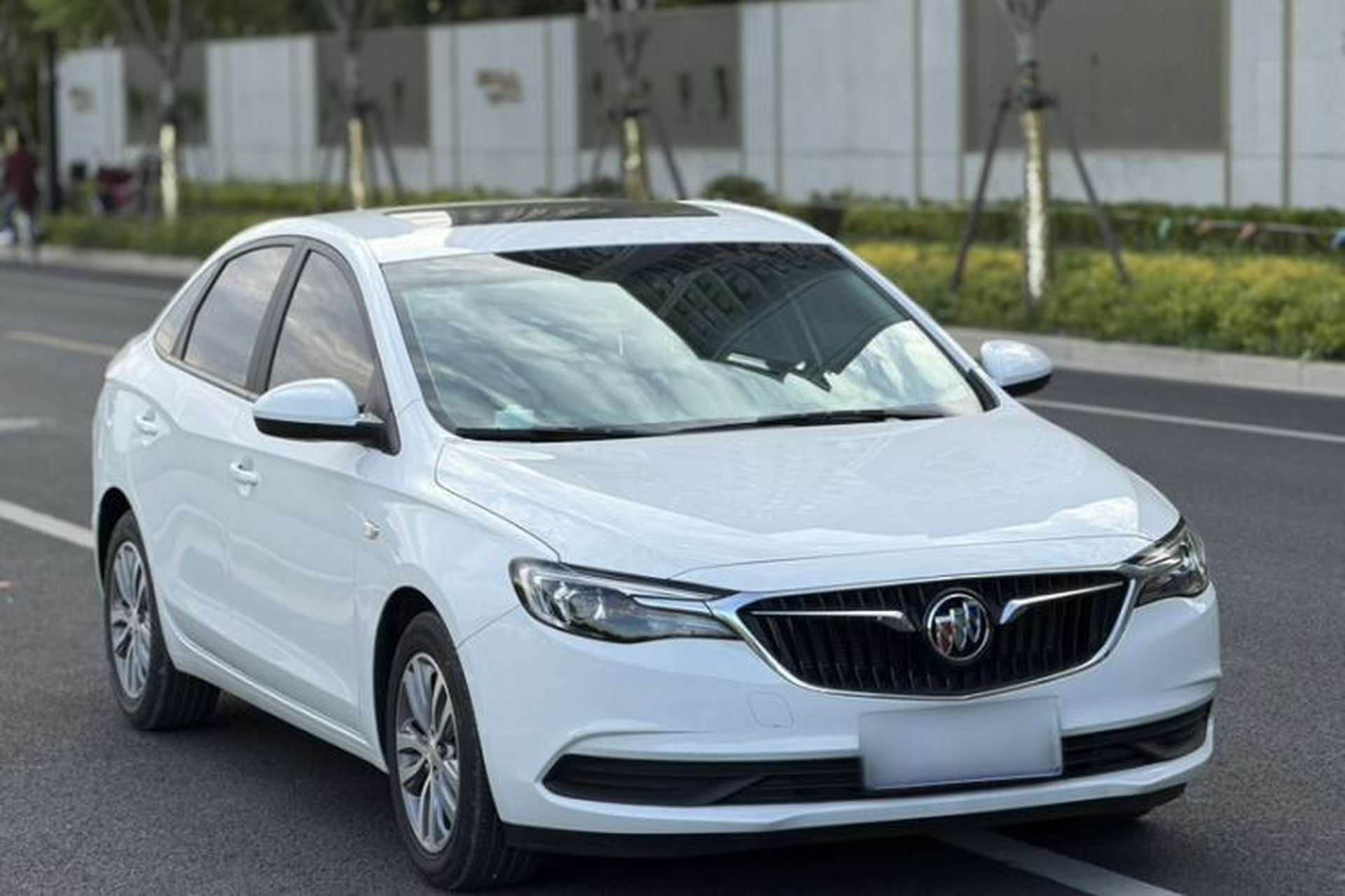 Used Buick GT 2021 Revised Version 1.3T Automatic Mild Hybrid Advanced Edition Exterior 3