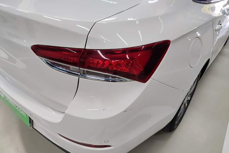 Used Buick GT 2021 1.3T Automatic Mild Hybrid Elite Version Exterior 3