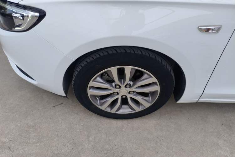 Used Buick GT 2021 Revised Version 1.3T Automatic Mild Hybrid Elite Edition Exterior 4
