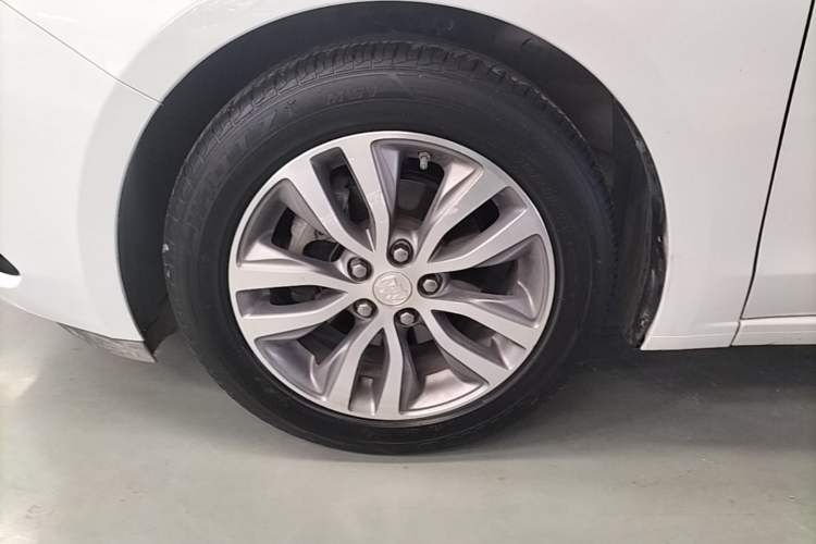 Used Buick GT 2021 Revised Version 1.3T Automatic Mild Hybrid Elite Edition Exterior 4