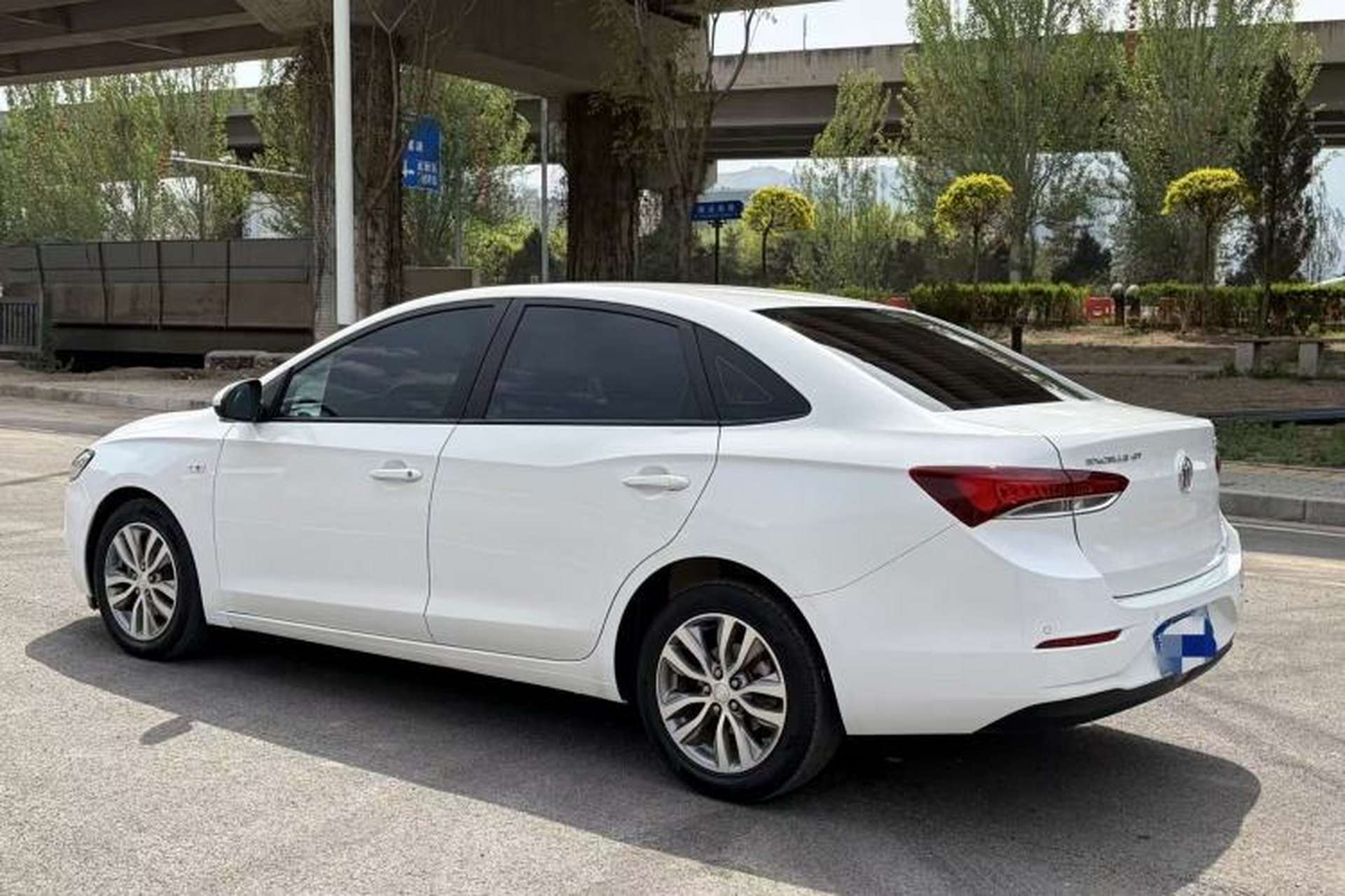 Used Buick GT 2021 Revised Version 1.3T Automatic Mild Hybrid Elite Edition Exterior 4