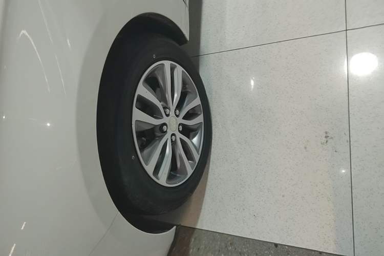 Used Buick GT 2021 1.3T Automatic Mild Hybrid Elite Version Exterior 4