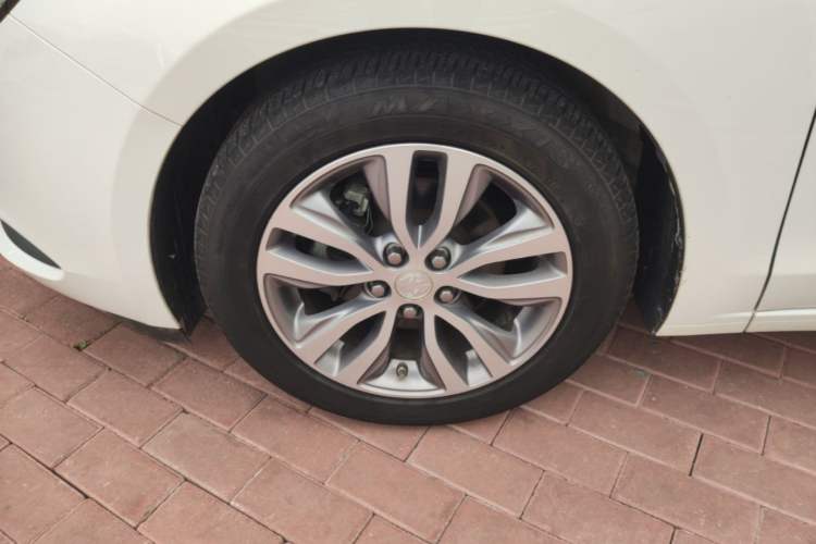 Used Buick GT 2021 1.3T Automatic Mild Hybrid Elite Version Exterior 4