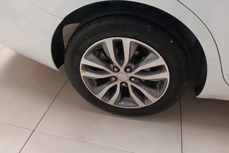 Used Buick GT 2021 Revised Version 1.3T Automatic Mild Hybrid Elite Edition Exterior 5