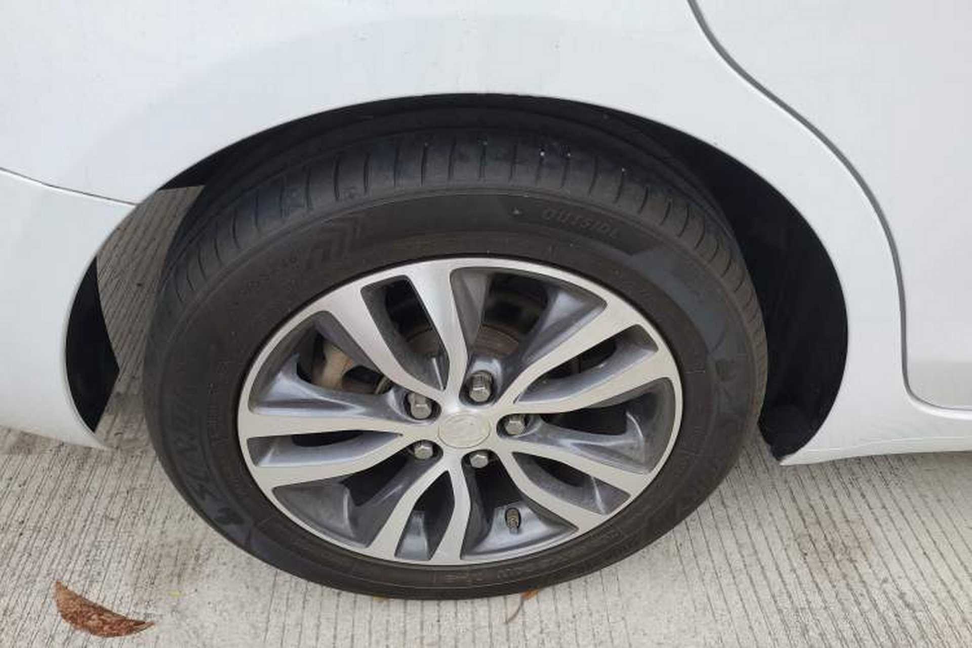 Used Buick GT 2021 Revised Version 1.3T Automatic Mild Hybrid Elite Edition Exterior 5