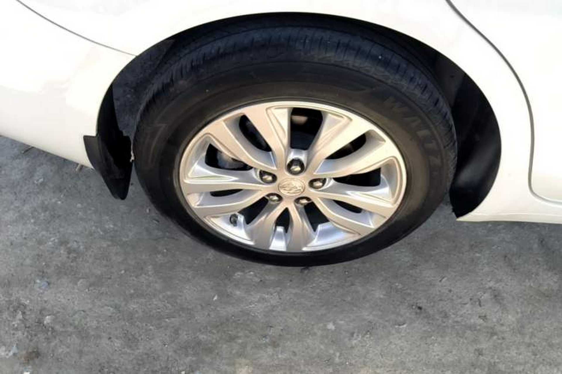 Used Buick GT  Exterior 5