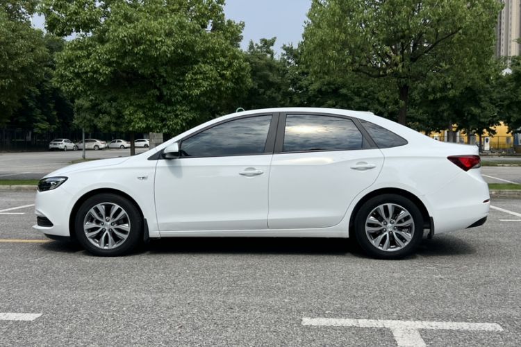 Used Buick GT 2021 Revised Version 1.3T Automatic Mild Hybrid Elite Edition Exterior 5