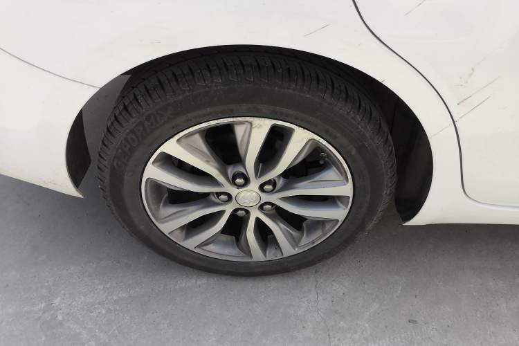 Used Buick GT 2021 Revised Version 1.3T Automatic Mild Hybrid Elite Edition Exterior 5
