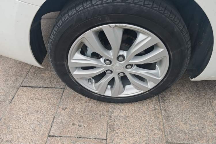 Used Buick GT 2021 1.3T Automatic Mild Hybrid Entry Model Exterior 5