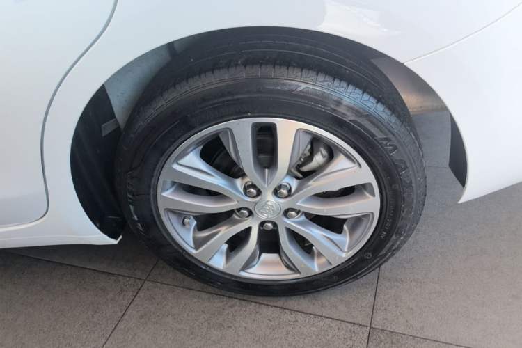 Used Buick GT 2021 Revised Version 1.3T Automatic Mild Hybrid Elite Edition Exterior 5