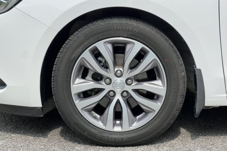 Used Buick GT 2021 Revised Version 1.3T Automatic Mild Hybrid Elite Edition Exterior 6