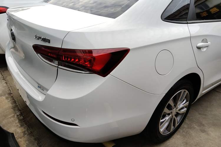 Used Buick GT 2021 Revised Version 1.3T Automatic Mild Hybrid Elite Edition Exterior 6