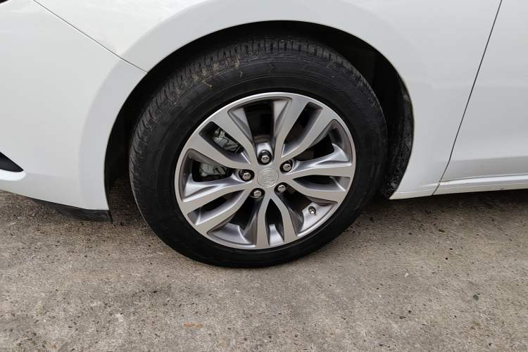 Used Buick GT 2021 Revised Version 1.3T Automatic Mild Hybrid Elite Edition Exterior 7