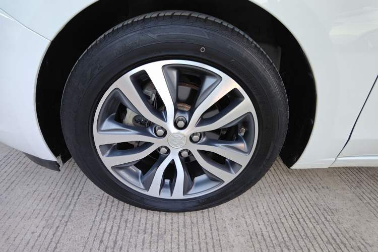 Used Buick GT 2021 Revised Version 1.3T Automatic Mild Hybrid Elite Edition Exterior 7