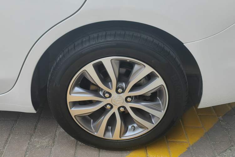 Used Buick GT 2021 Revised Version 1.3T Automatic Mild Hybrid Elite Edition Exterior 8