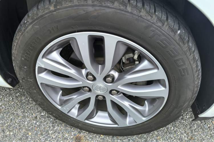 Used Buick GT 2021 1.3T Automatic Mild Hybrid Elite Version Exterior 8