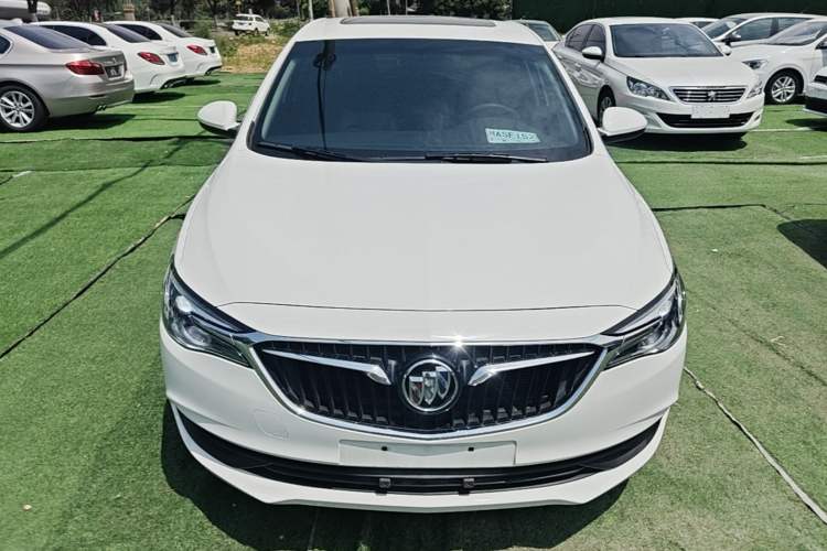 Used Buick GT 2021 1.3T Automatic Mild Hybrid Elite Version Front