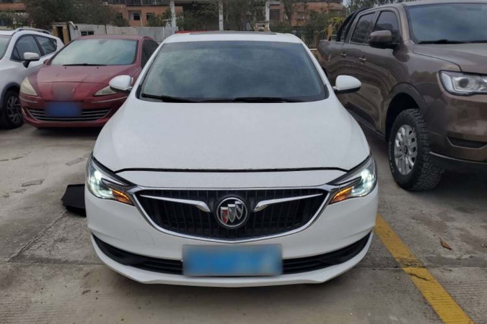 Used Buick GT 2021 Revised Version 1.3T Automatic Mild Hybrid Elite Edition Front