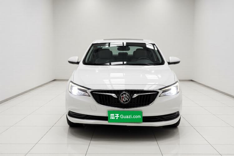 Used Buick GT 2021 Revised Version 1.3T Automatic Mild Hybrid Elite Edition Front