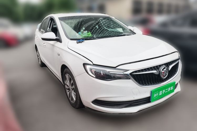 Used Buick GT 2021 1.3T Automatic Mild Hybrid Elite Version Front Right 45 Deg