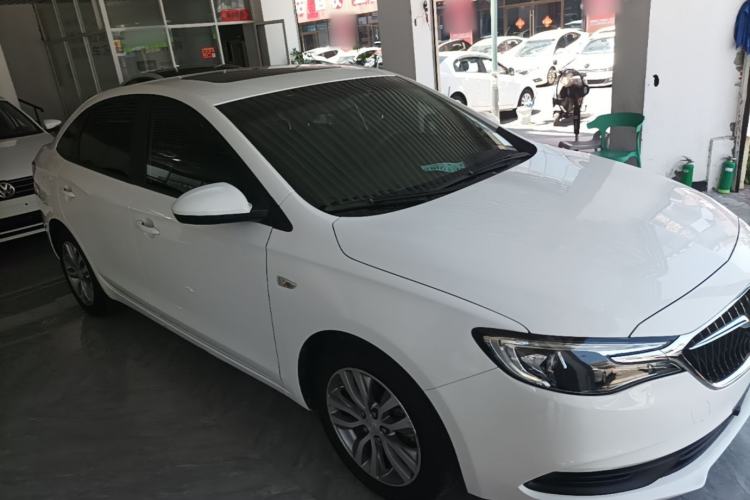 Used Buick GT 2021 1.3T Automatic Mild Hybrid Elite Version Front Right 45 Deg