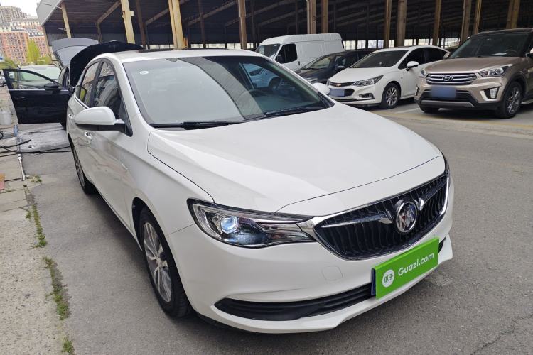 Used Buick GT 2021 Revised Version 1.3T Automatic Mild Hybrid Advanced Edition Front Right 45 Deg
